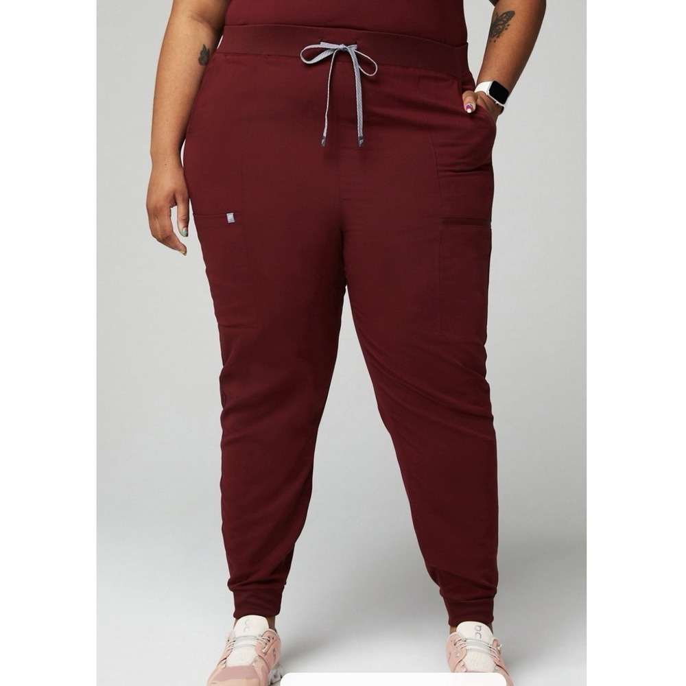 FABLETICS High Rise On-Call Scrub Jogger Pant Size XXL -1X Burgundy New